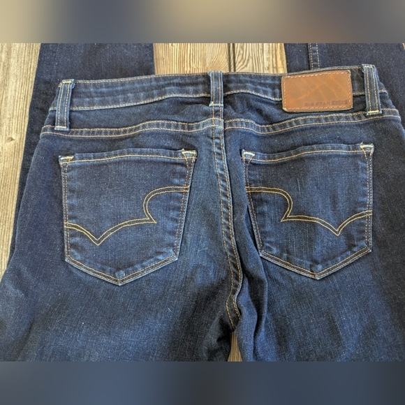 Big Star size 27 jeans in dark wash - Picture 5 of 13